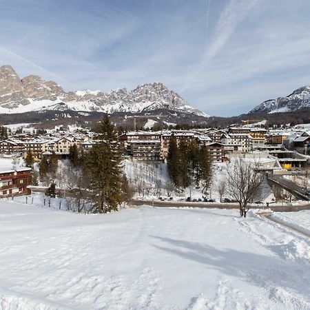 Dolomiti Sweet Lodge Cortina d'Ampezzo Exterior photo